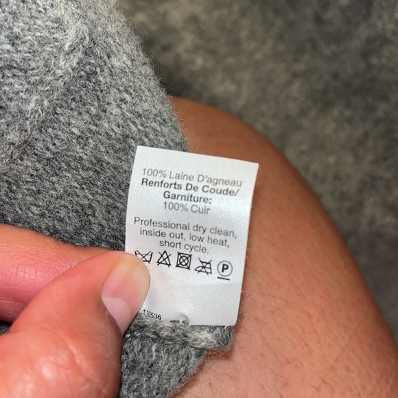 Madewell Leather Trim Cardigan Small excellent pre-owned condition.  Lambs wool. - Picture 8 of 8